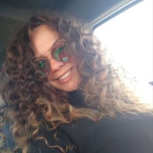 Meet your Posher, Jenna